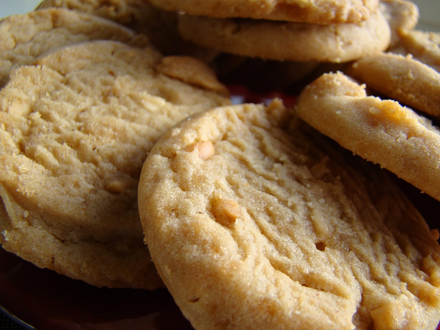 Reduced-sugar peanut butter cookies arranged for serving